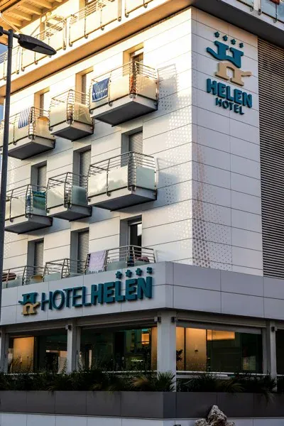 Hotel Helen — il rivestimento (2/6)