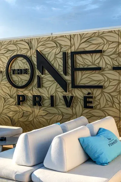 The One — l’insegna di giorno (7/13)