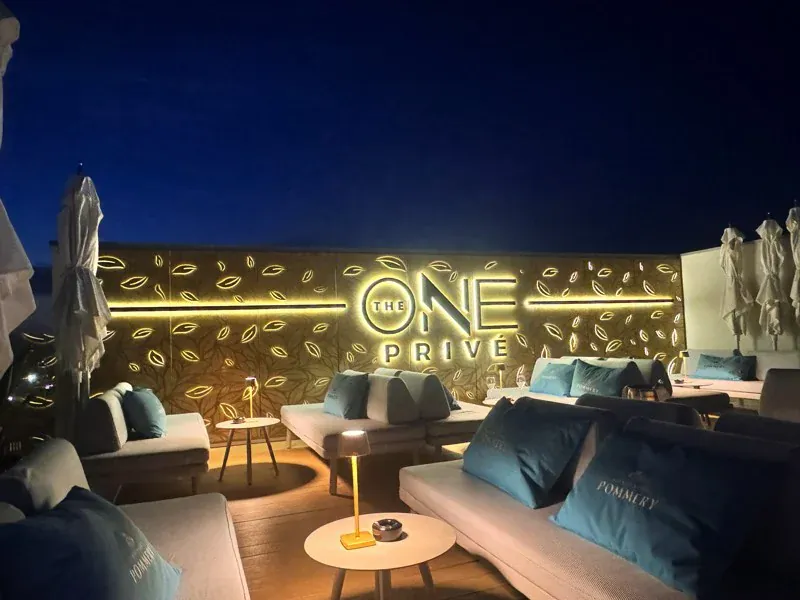 The One — l’insegna di notte (2/9)