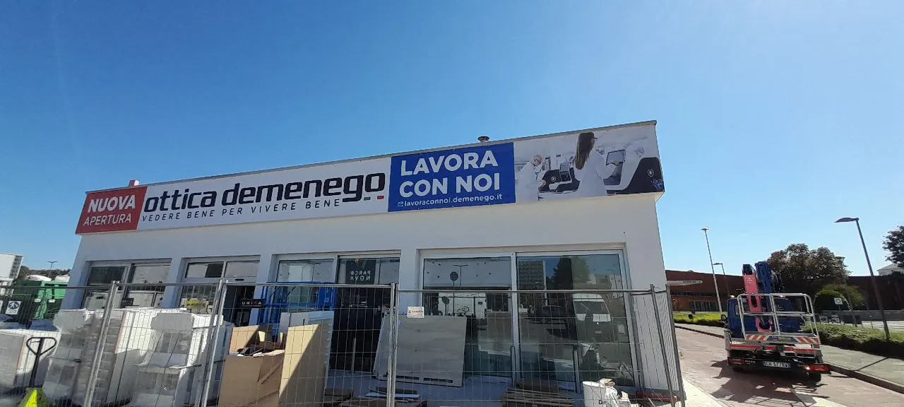 Banner e bandiere — dettaglio